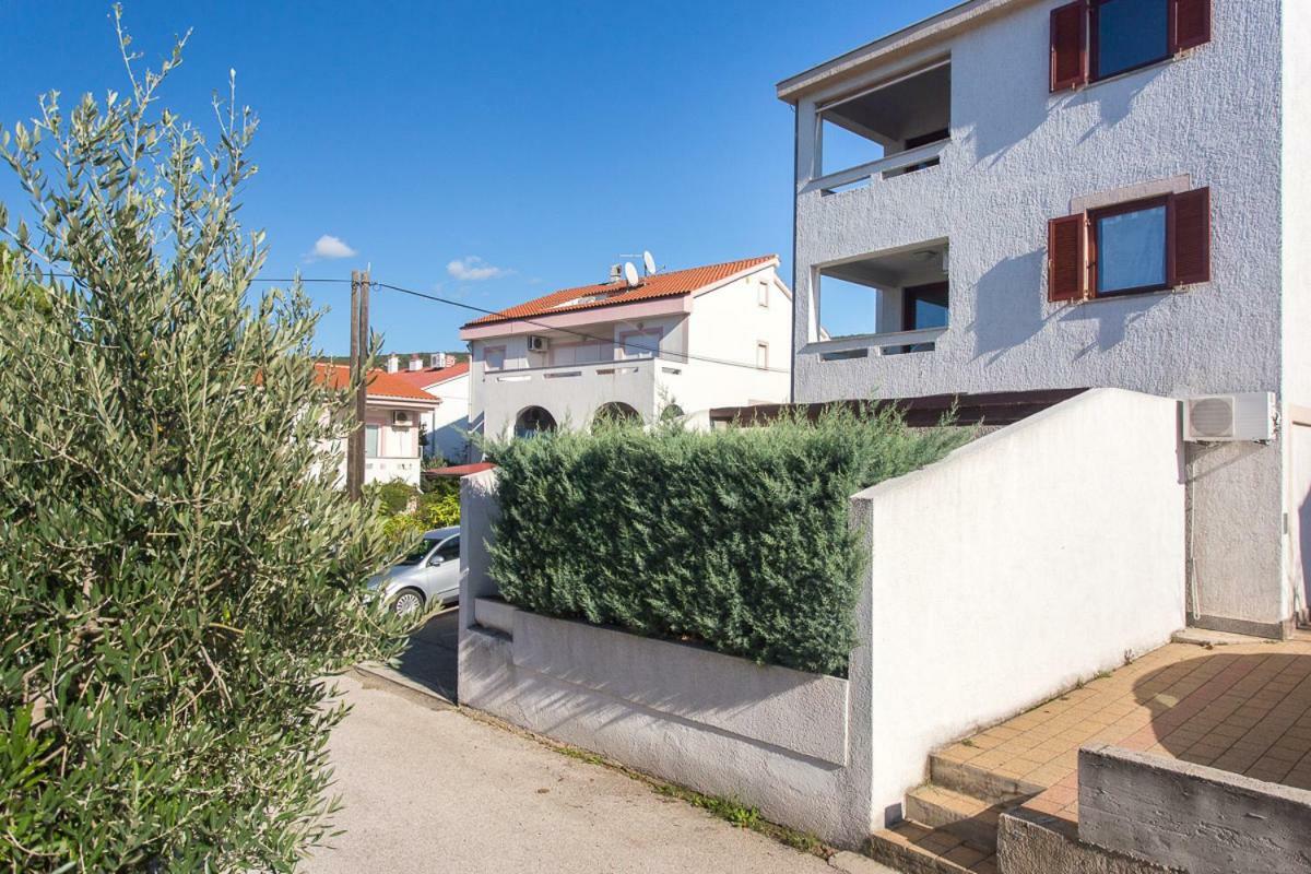 1-Bedroom Apartment With Loggia In Punat Island Krk Exterior photo